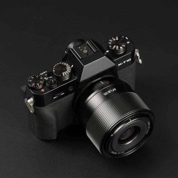 TTAr­ti­san 35mm F/1.8 представлен для Sony E