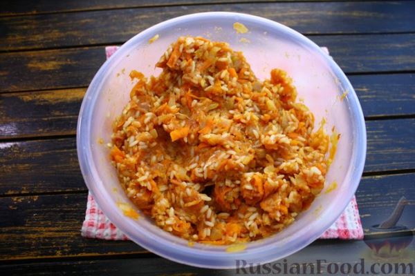 Капустная запеканка с фаршем и рисом