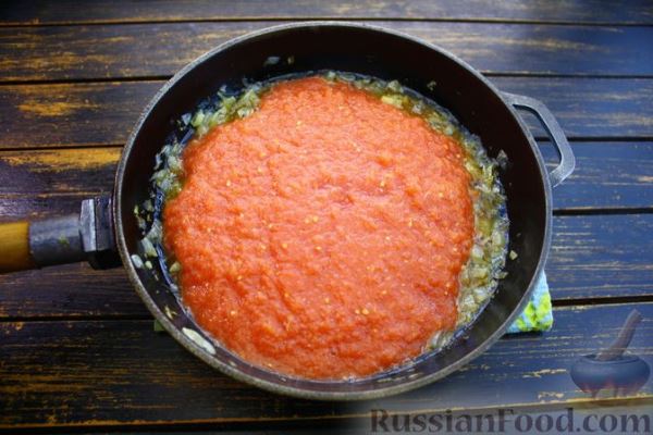 Запечённая рыба в томатном соусе с фетой