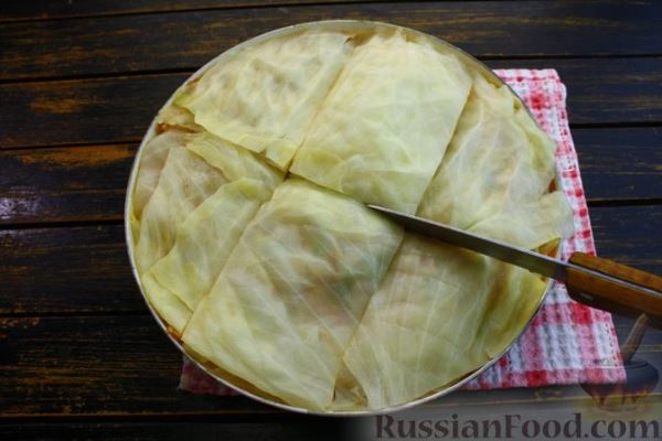 Капустная запеканка с фаршем и рисом